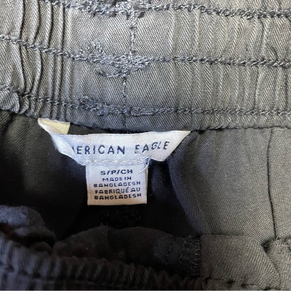 American Eagle Lyocell Baggy Jogger Cargo Pants High Rise Womens Small Black - Picture 4 of 10